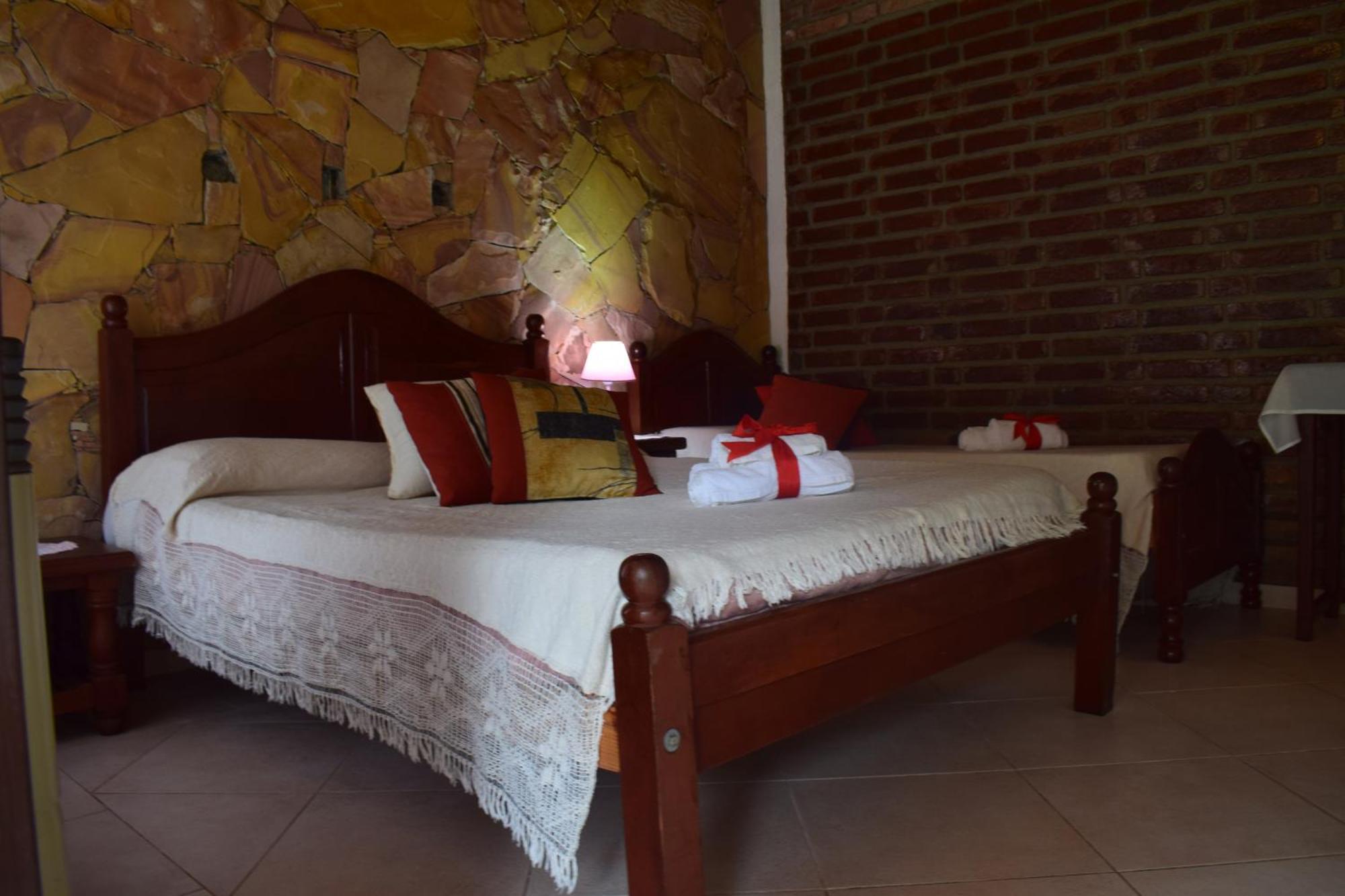Inn Santa Leocadia